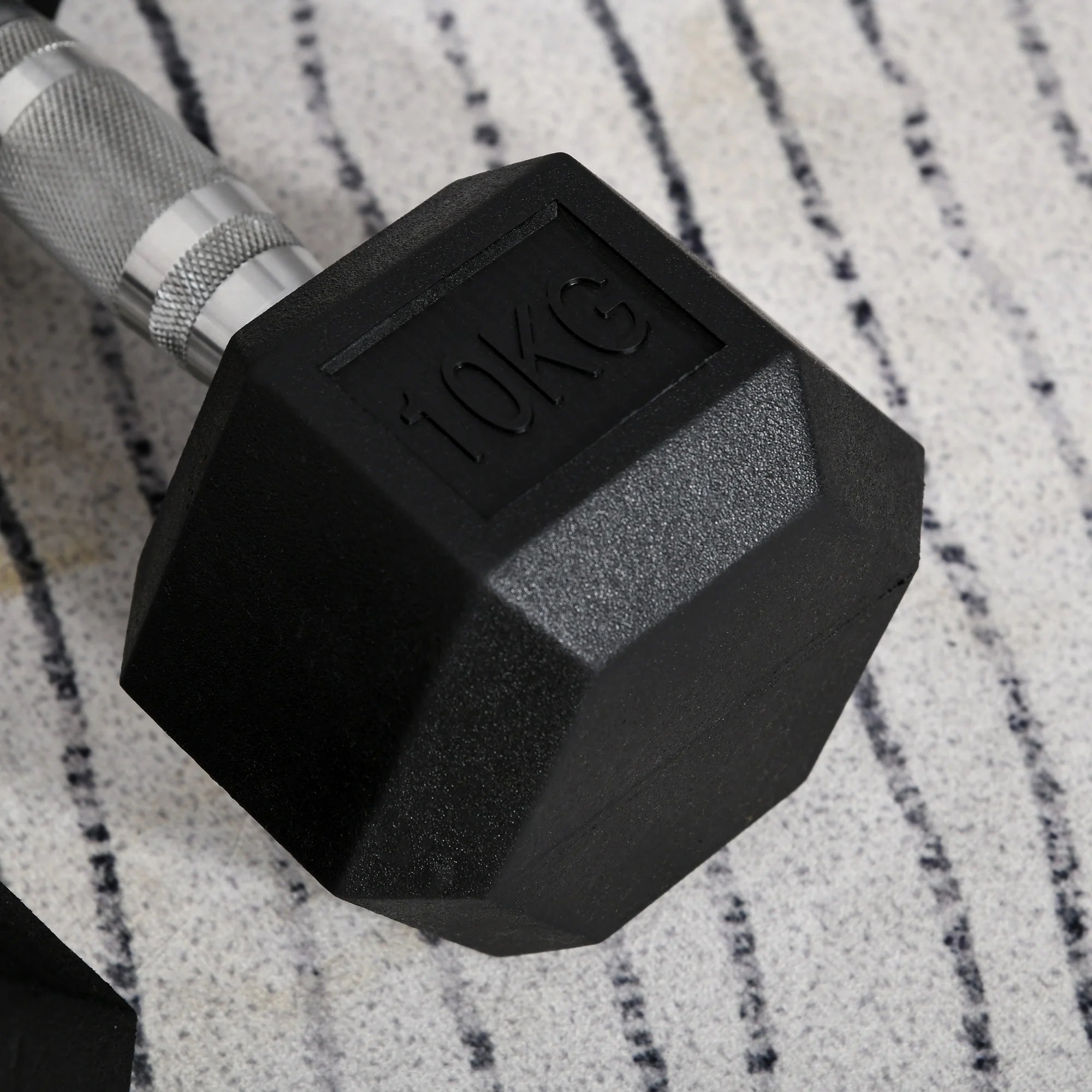 HOMCOM Rubber Dumbbell Sports Hex Weights Sets Home Gym Fitness Hexagonal Dumbbells Kit Weight Lifting Exercise (2 x 10kg)
